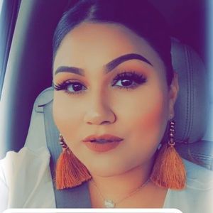 Meet your Posher, Maribel